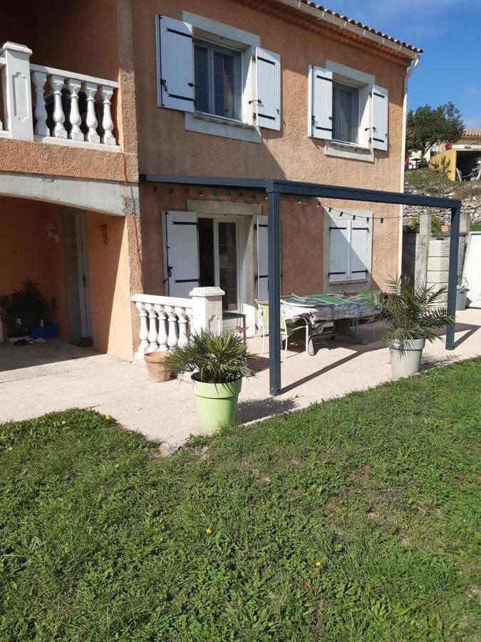 Apartamento Le Calme Viviers Exterior foto