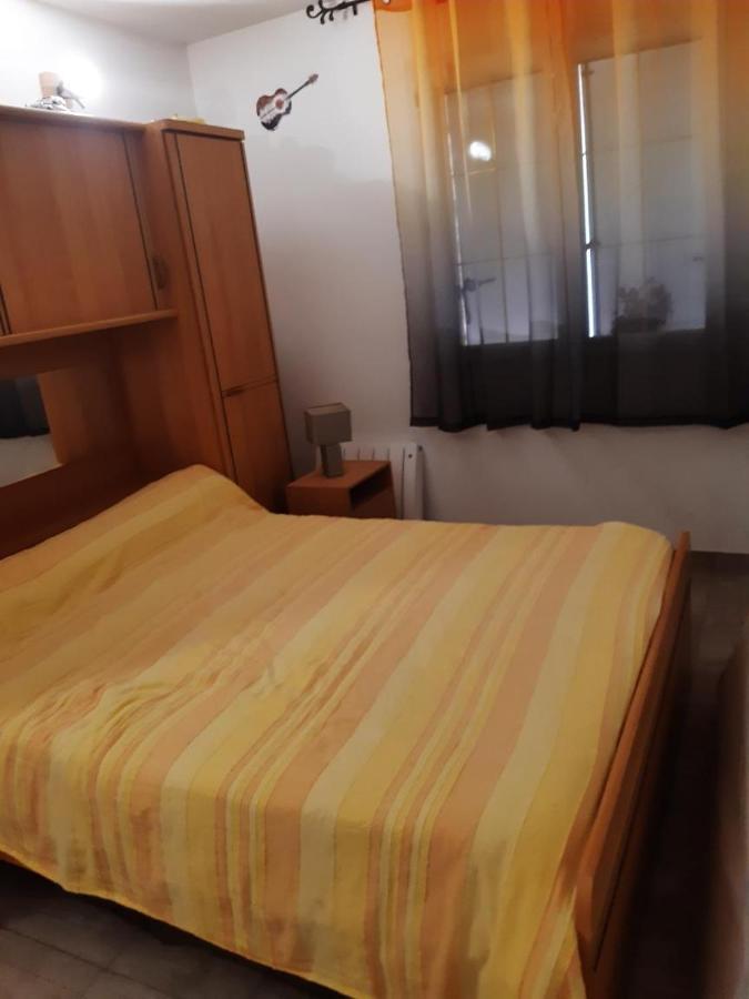 Apartamento Le Calme Viviers Exterior foto