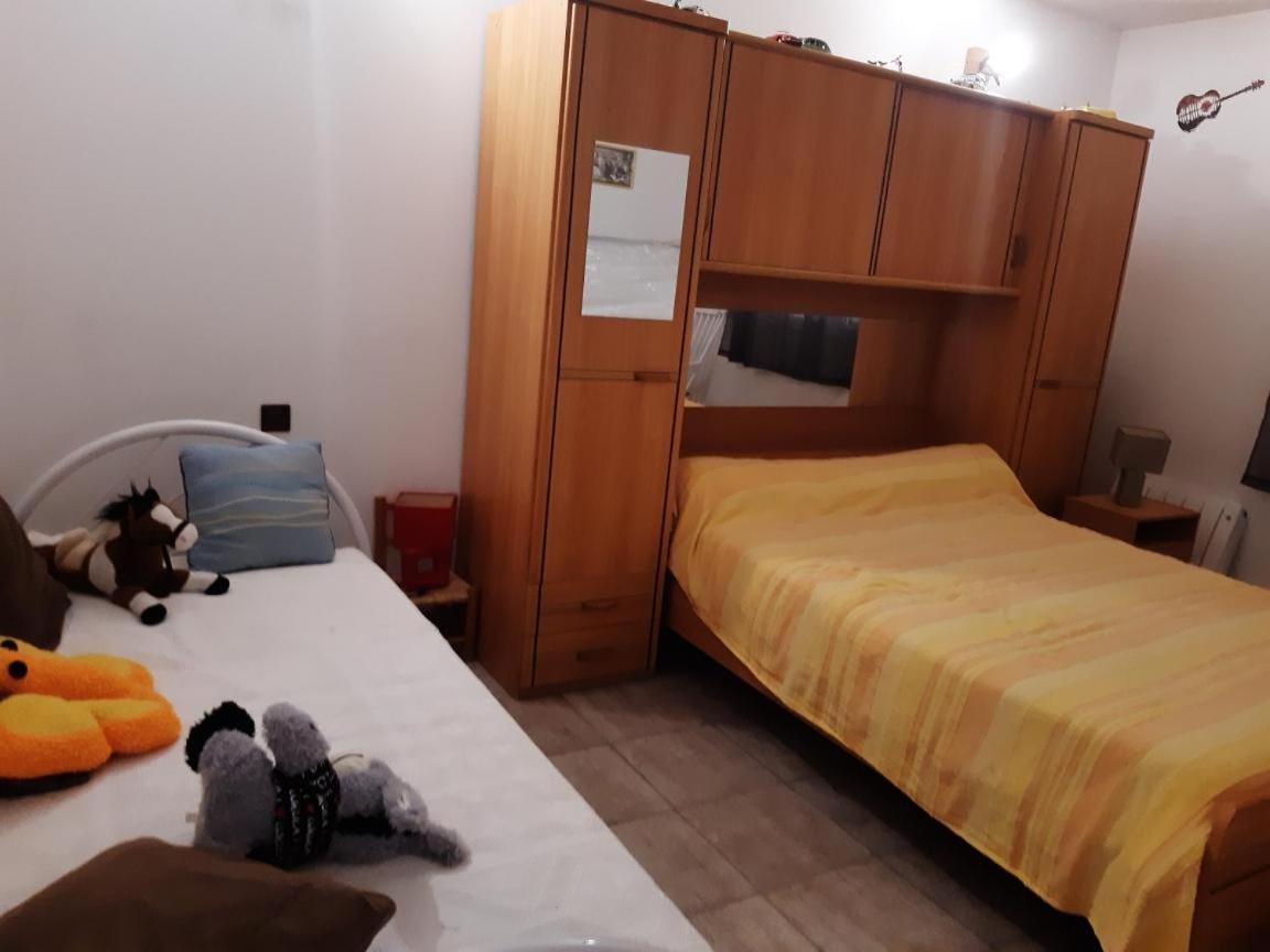 Apartamento Le Calme Viviers Exterior foto
